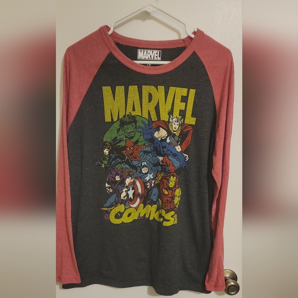 Marvel Comics Advengers Men’s Long Sleeve Graphic Raglan T-Shirt Size Large